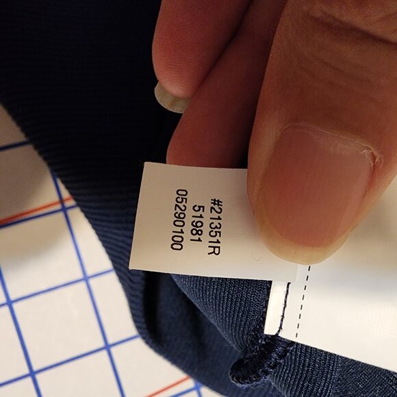 Spanx Airpique Crewneck Sweatshirt NWOT Navy XL - Picture 12 of 12